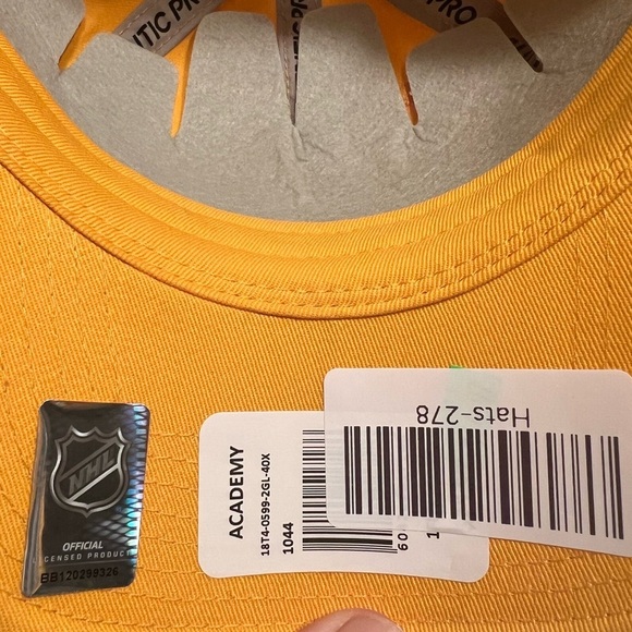 NWT Fanatics Authentic Pro Nashville Predators NHL Strapback Hat Cap Adjustable - Picture 7 of 9